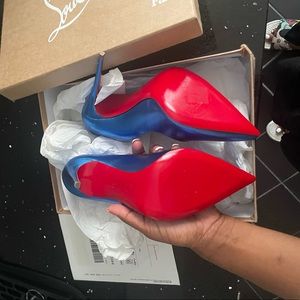 Metallic blue red bottom pumps